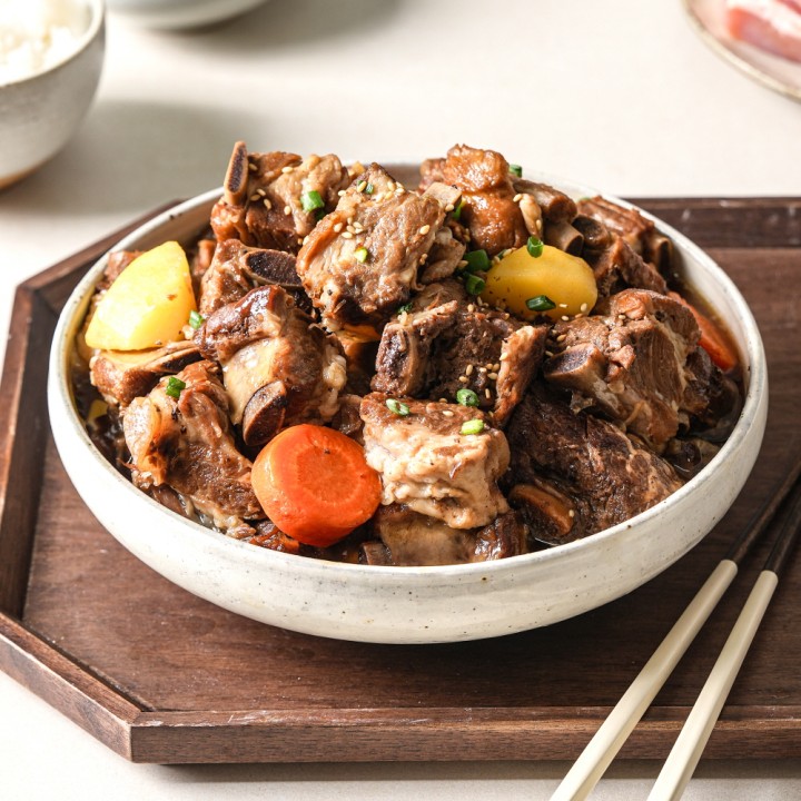 월간푸드 - 압도적인 고기양!!실속 150% 명품 갈비찜 500g