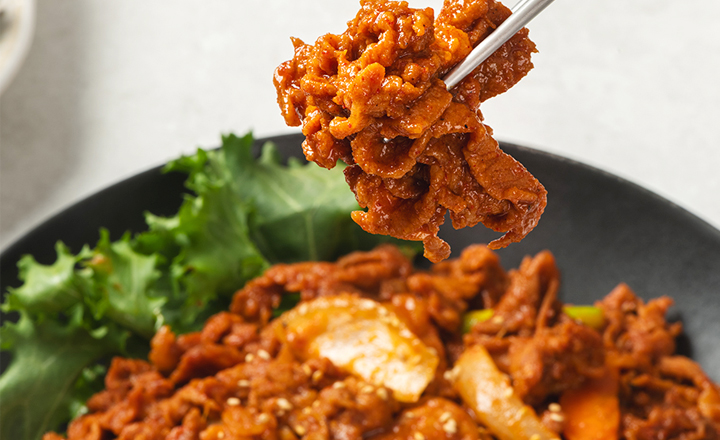 100% 한돈<br>제육볶음